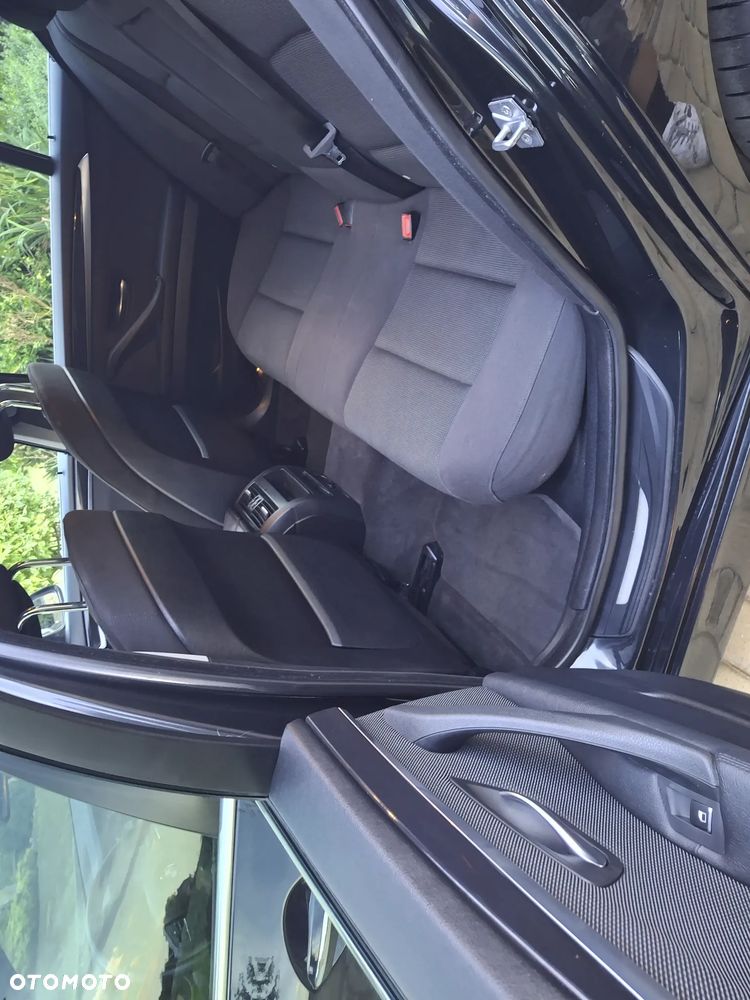 BMW Seria 5 520d - 14