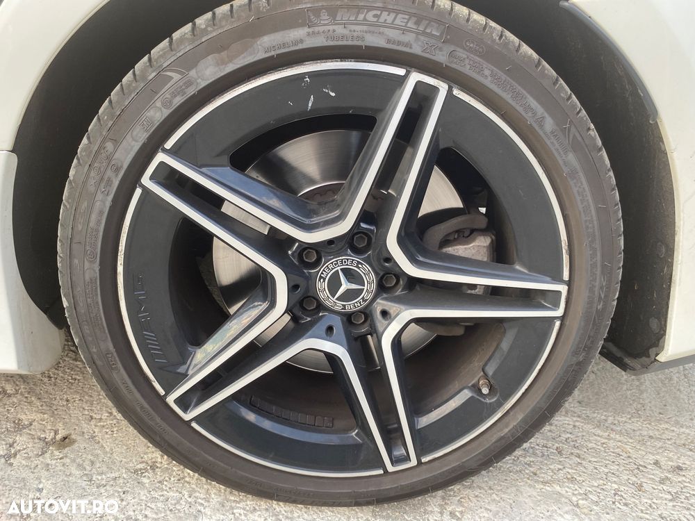 Mercedes-Benz CLS - 2