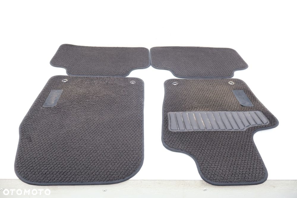 JEEP GRAND CHEROKEE WK2 DYWANIKI WELUROWE 1TC33TRM, 1TC33TRM, 1TC33TRM, 1TC33TRM - 1