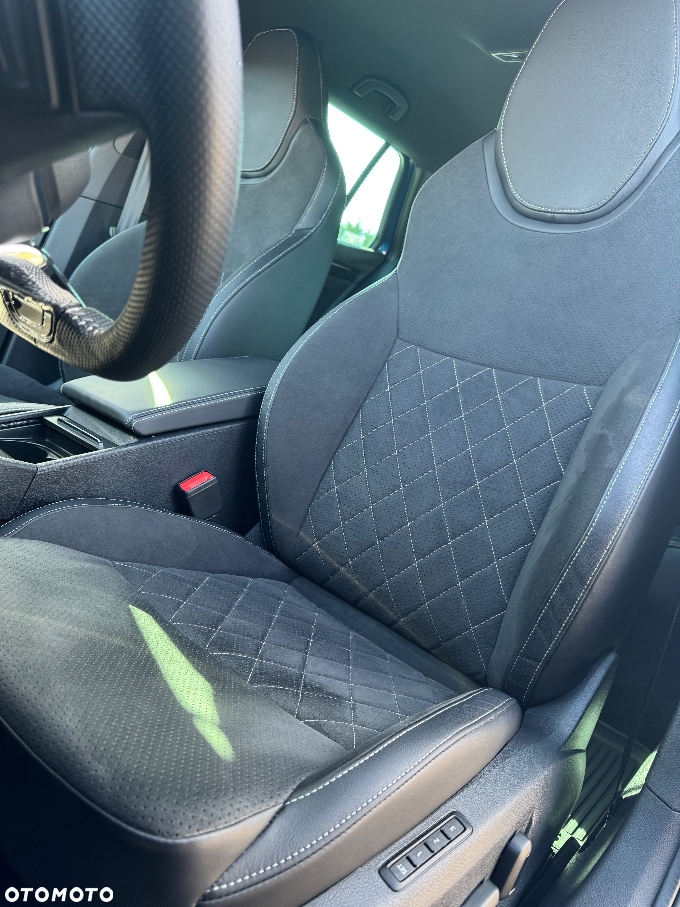 Skoda Superb 2.0 TSI Sportline DSG - 11