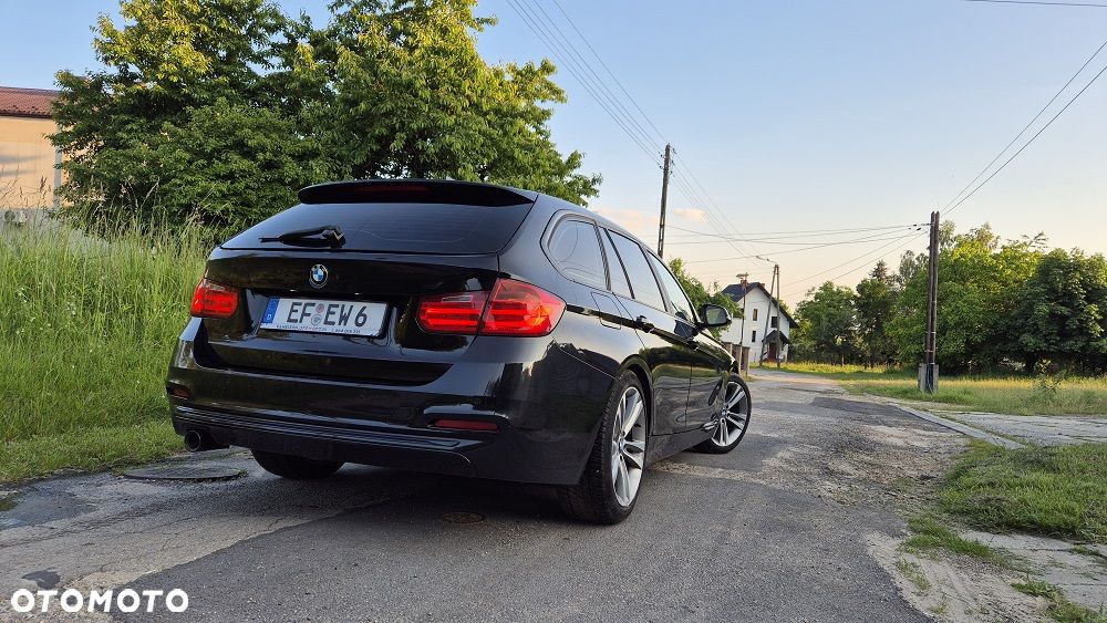 BMW Seria 3 318d - 14