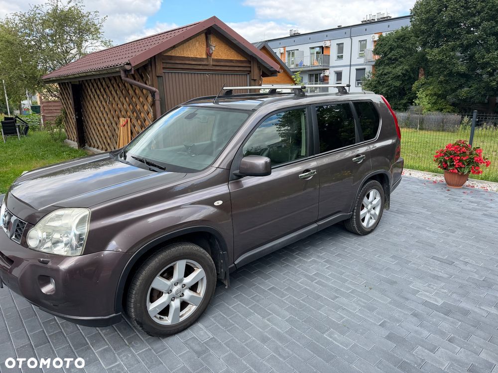 Nissan X-Trail 2.0 dCi LE - 2