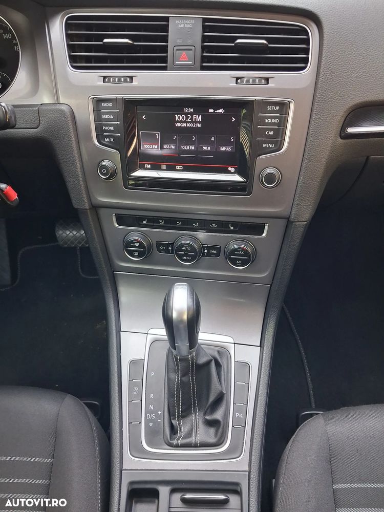 Volkswagen Golf 1.6 BlueTDI DSG Cup - 9