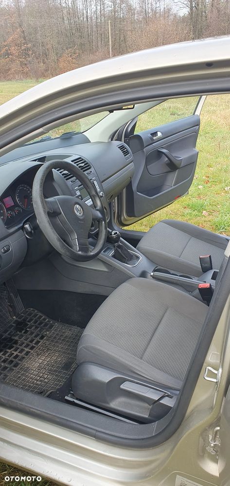 Volkswagen Jetta 1.6 FSI Comfortline - 8