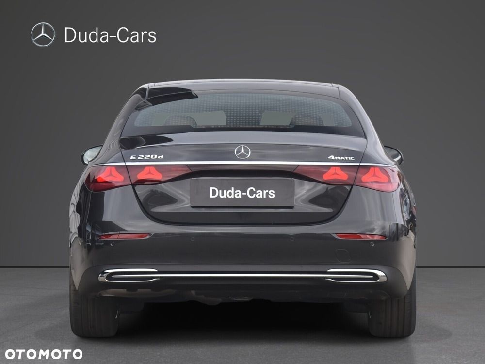 Mercedes-Benz Klasa E 220 d mHEV Avantgarde 9G-Tronic - 6