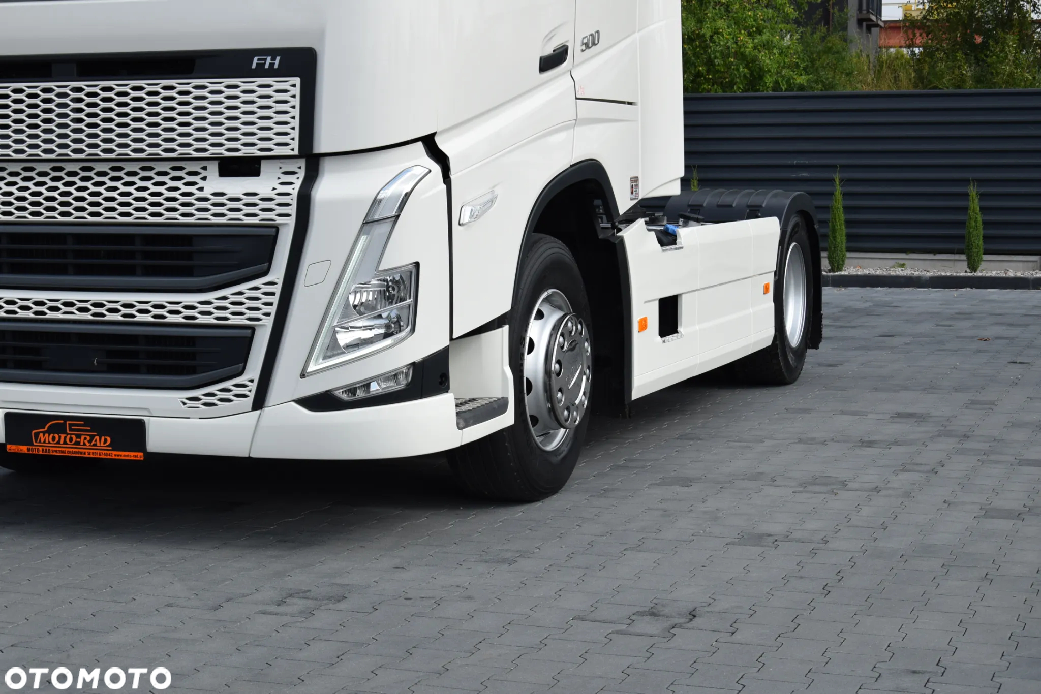Volvo FH500 / EURO 6 / NOWY MODEL / KLIMATYZACJA POSTOJOWA / ACC / LEDY / 2 ZBIORNIKI PALIWA / FULL SPILERY / SERWISOWANY / SPROWADZONY - 11