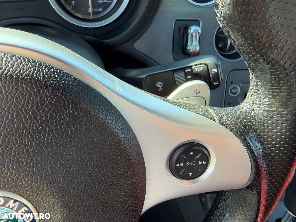 Alfa Romeo Spider 2.4 JTDM 20V DPF Aut. Italia Independent - 22
