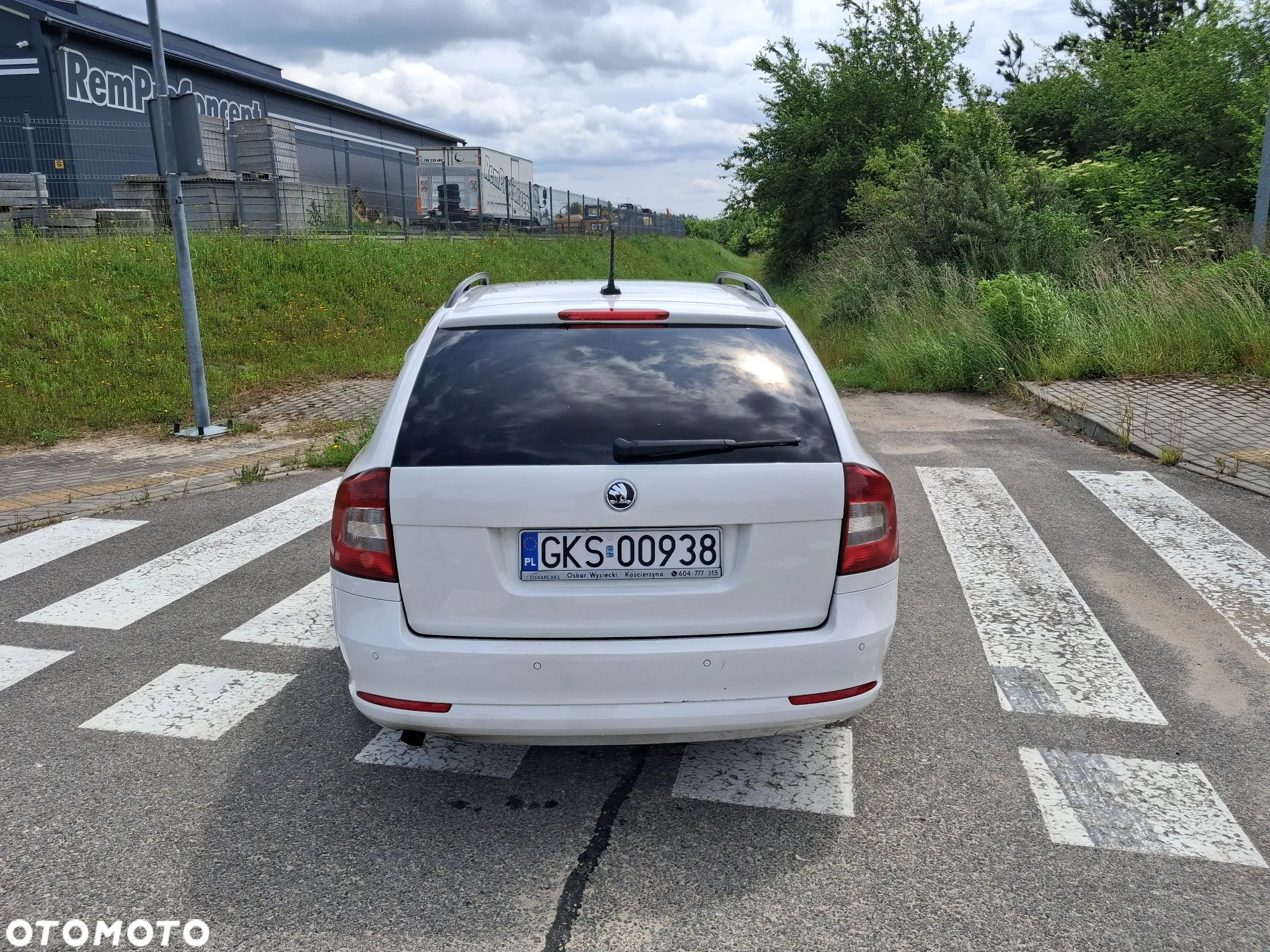 Skoda Octavia Combi 2.0 TDI DPF DSG Sport Edition - 27
