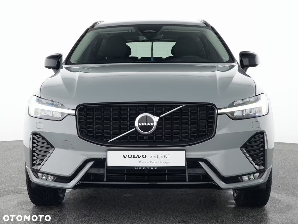 Volvo XC 60 B4 D AWD Plus Dark - 20