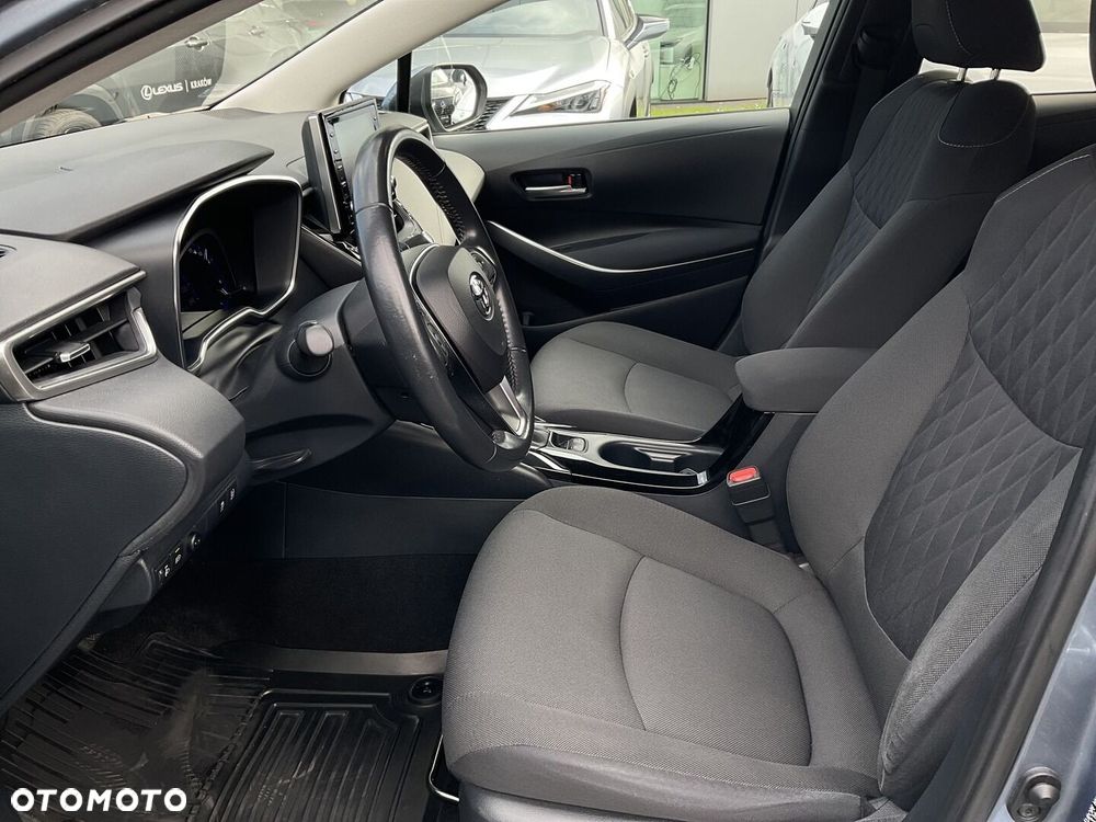 Toyota Corolla 1.8 Hybrid Comfort - 18