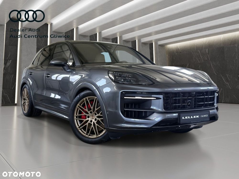 Porsche Cayenne - 9