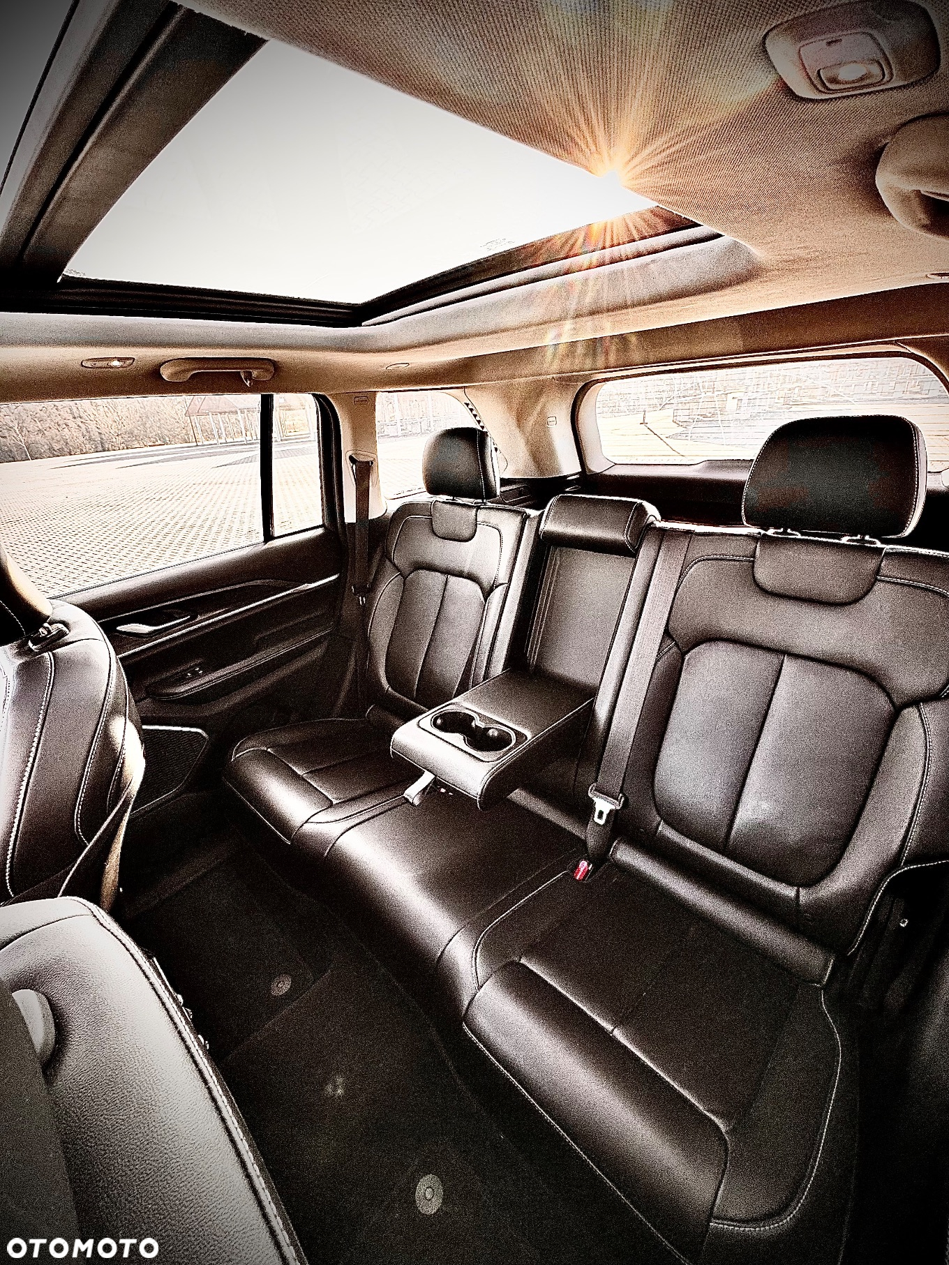 Jeep Grand Cherokee - 14
