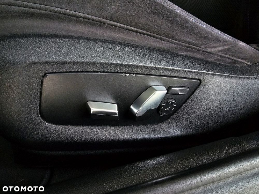 BMW Seria 5 - 28