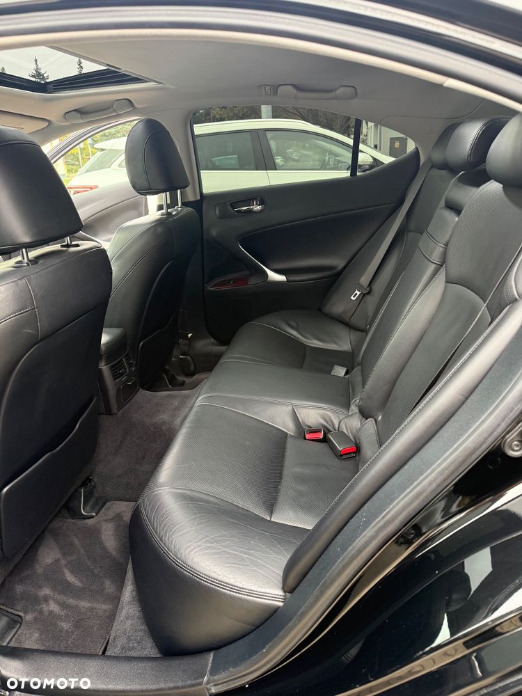 Lexus IS 350 - 24