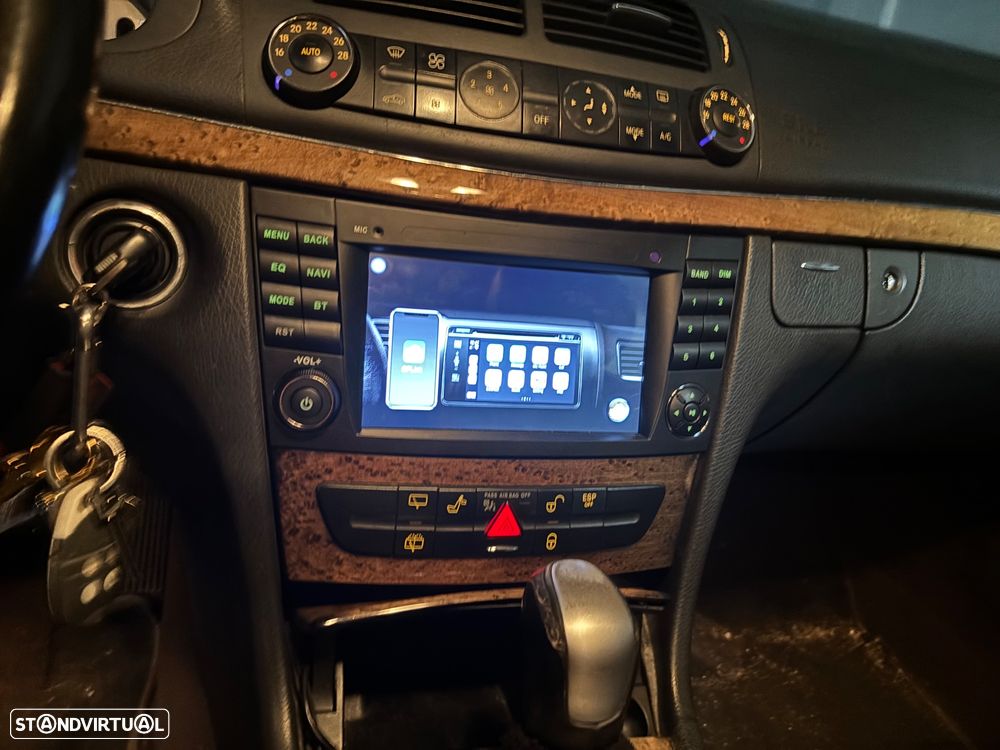 Mercedes-Benz E 220 CDi Avantgarde Aut. - 10