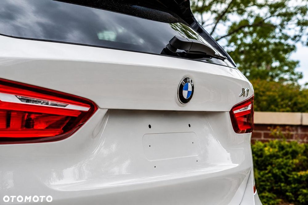 BMW X1 xDrive25i M Sport - 11