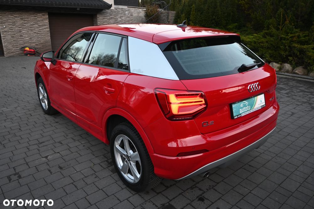 Audi Q2 30 TDI S tronic sport - 4