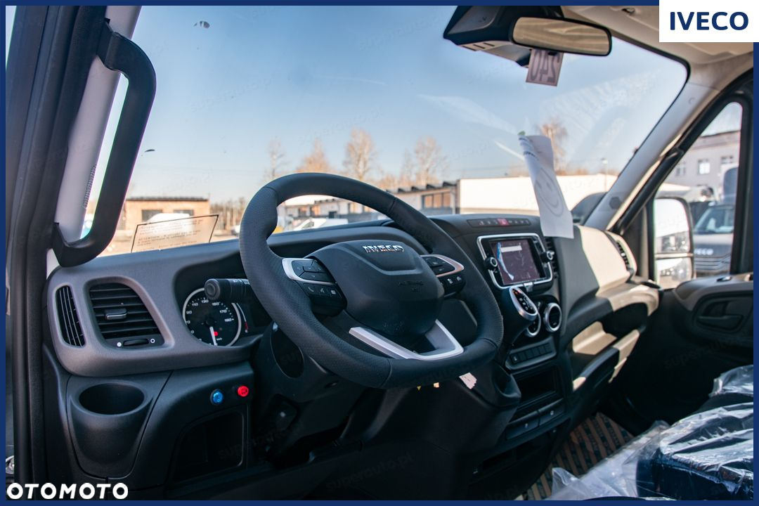 Iveco Daily 50C18 Hi-Matic Kontener 8EP + Winda 3.0 180KM - 16