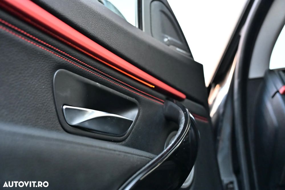 BMW Seria 3 320d DPF Aut. - 22