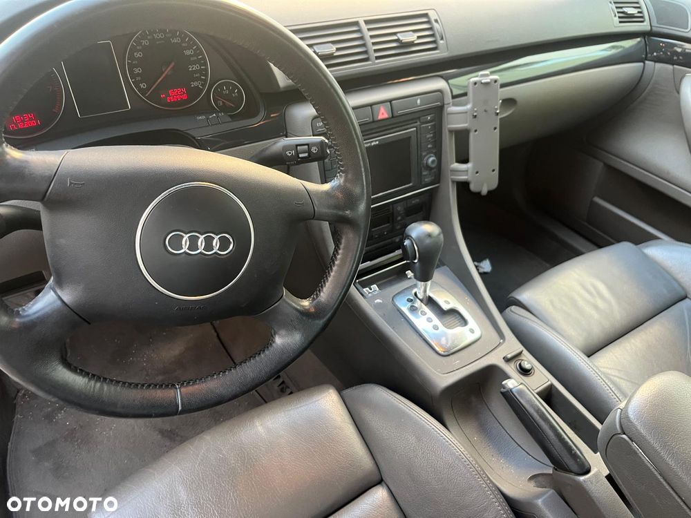 Audi A4 Limousine 2.4 Multitronic - 10