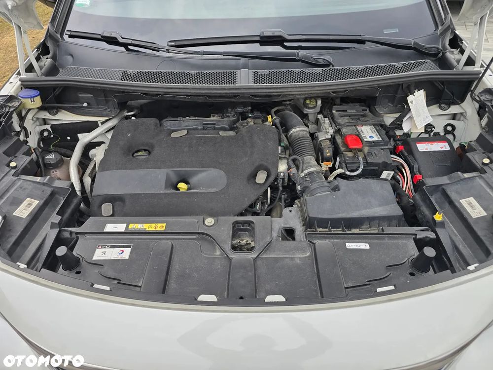 Peugeot 3008 2.0 HDi Premium - 40