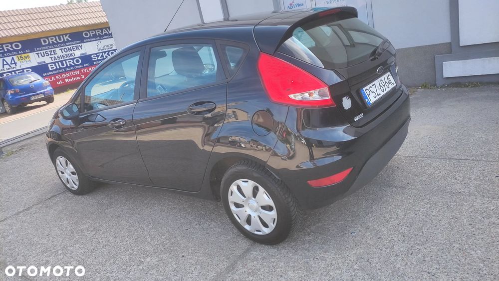 Ford Fiesta 1.25 Ambiente - 11