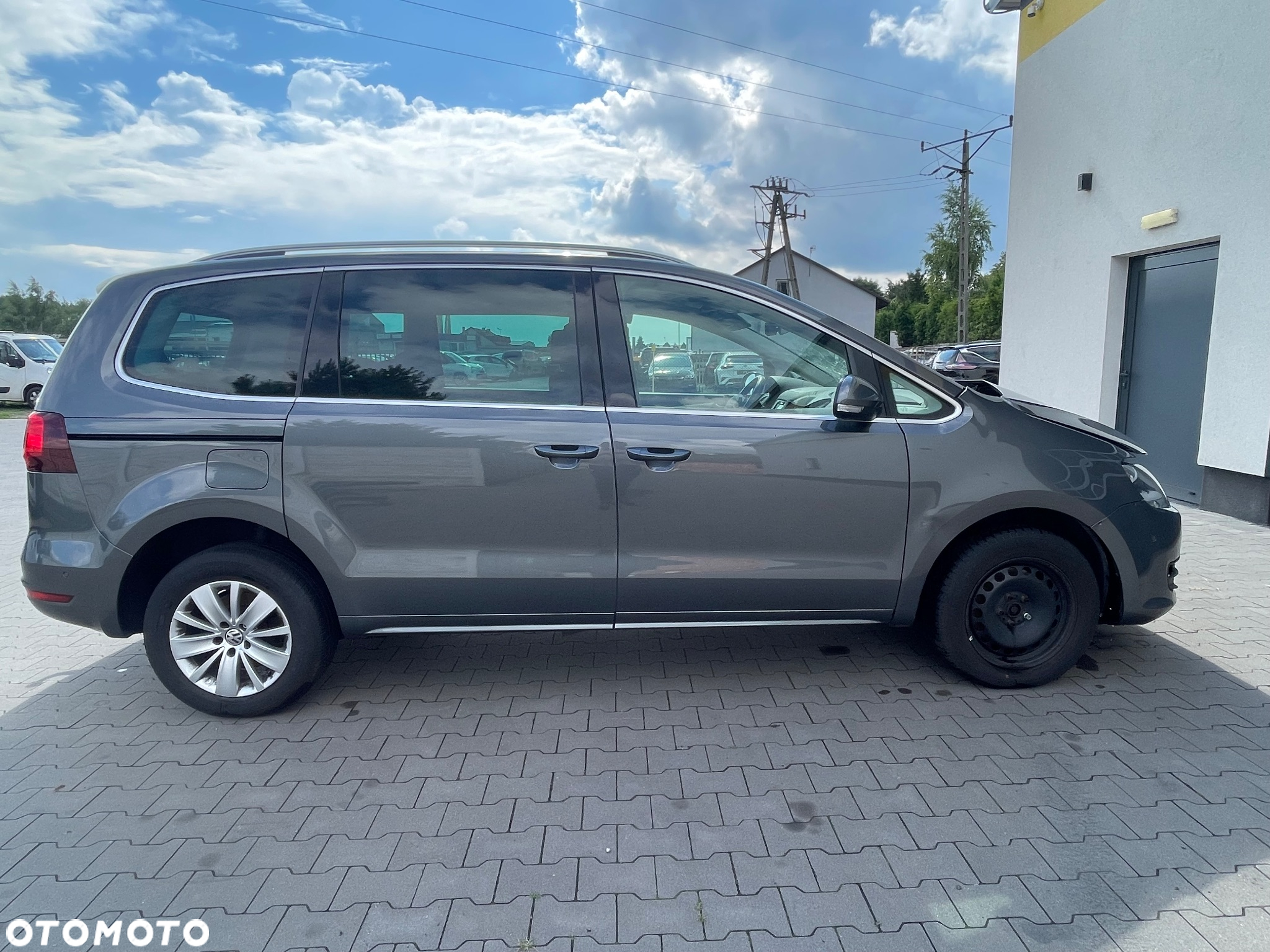 Volkswagen Sharan 2.0 TDI DSG (BlueMotion Technology) Comfortline - 14