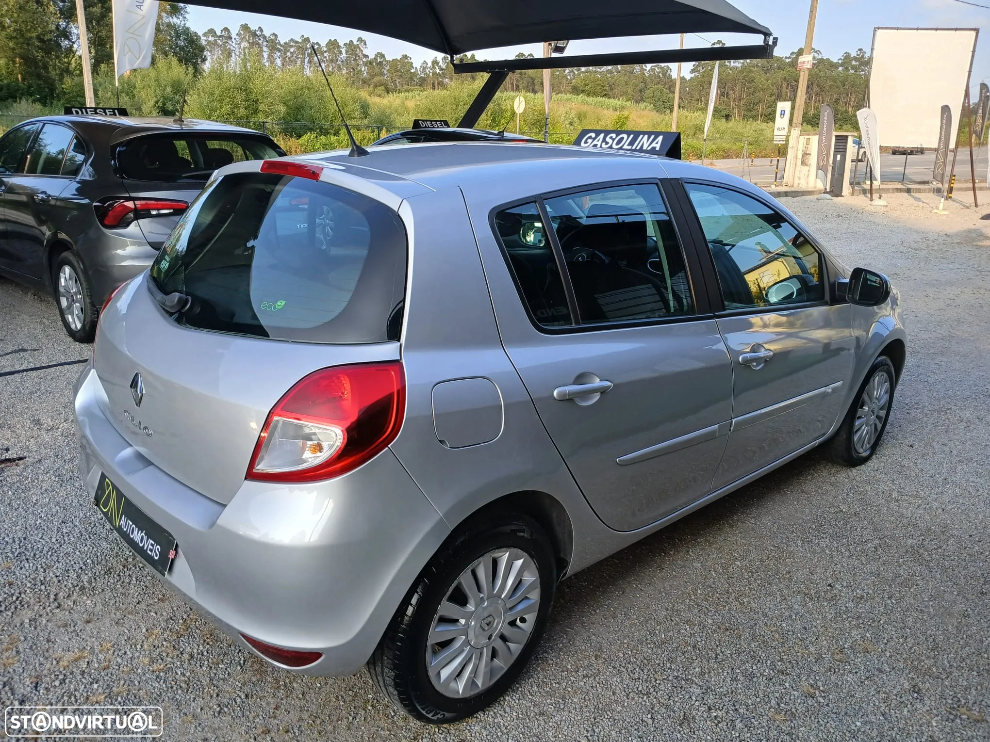 Renault Clio 1.2 16V Confort - 6