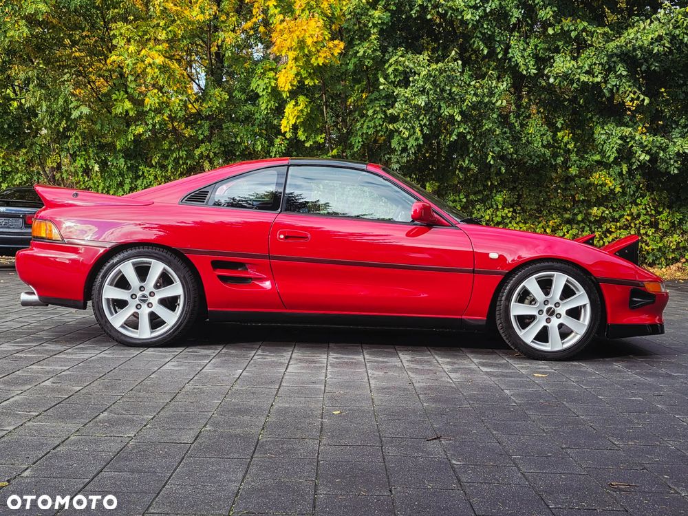 Toyota MR2