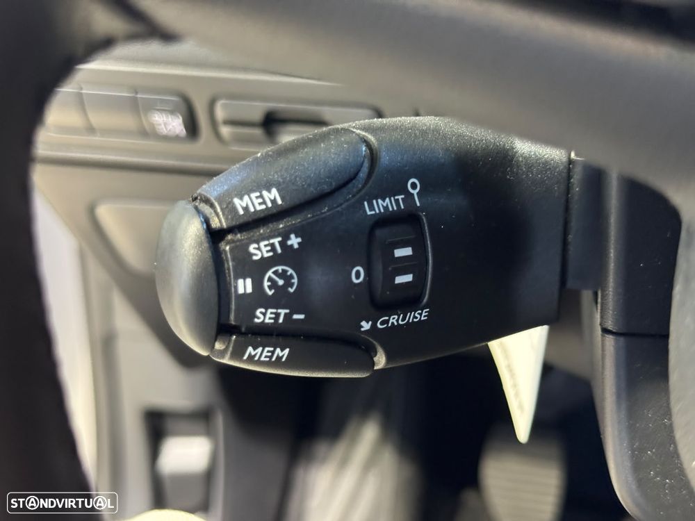 Citroën C3 Aircross 1.2 PureTech C-Series - 18