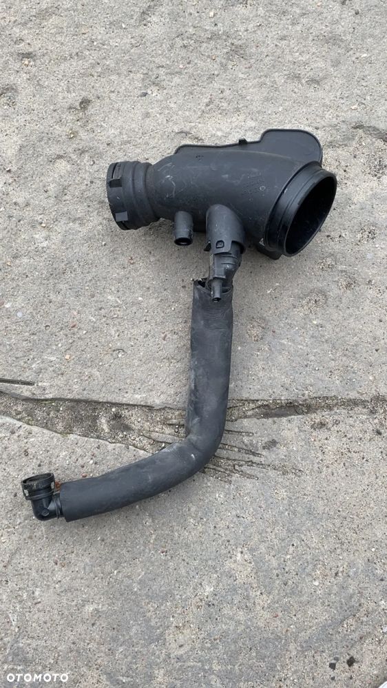PRZEWÓD POWIETRZA WĄŻ TURBO F20 F30 F33 F36 F34 8601681 - 1