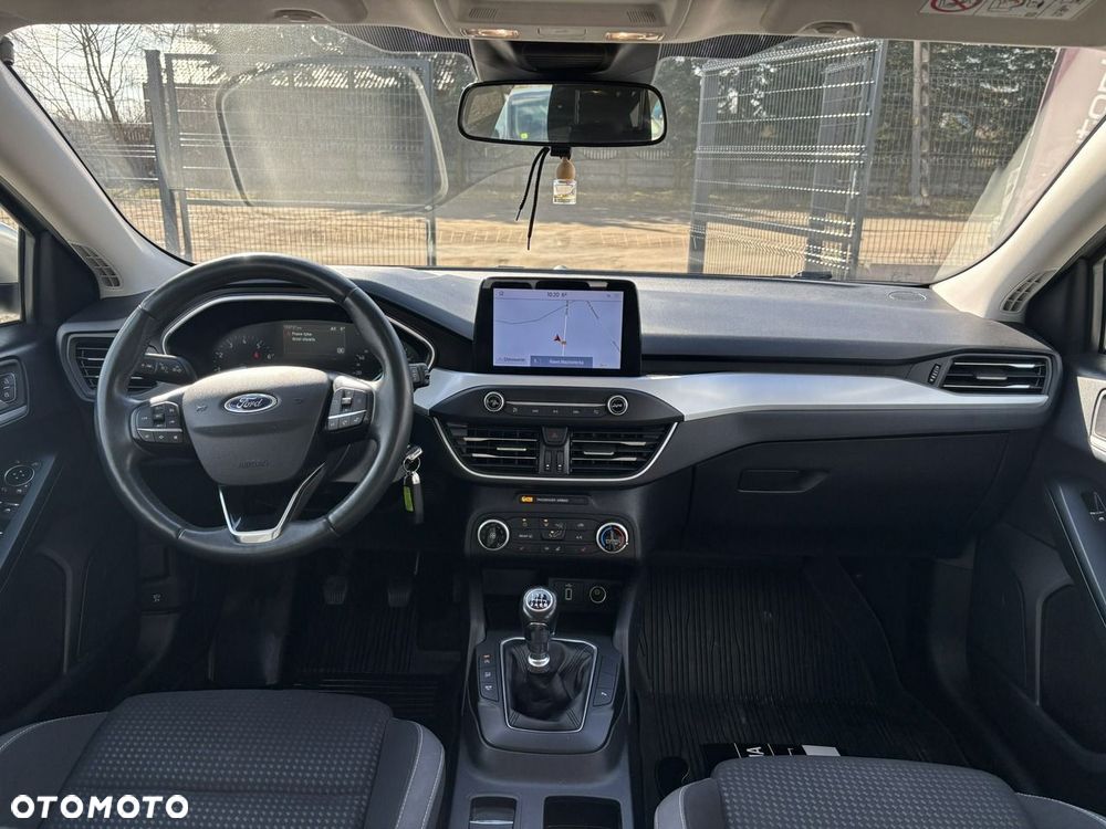 Ford Focus - 22