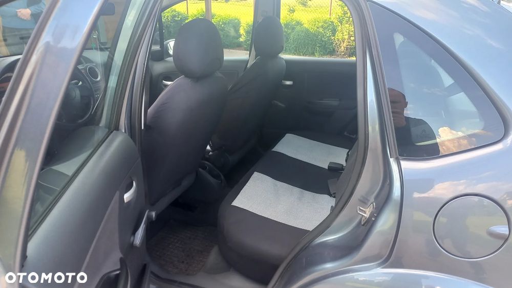Citroën C3 1.4 HDi Impress - 17