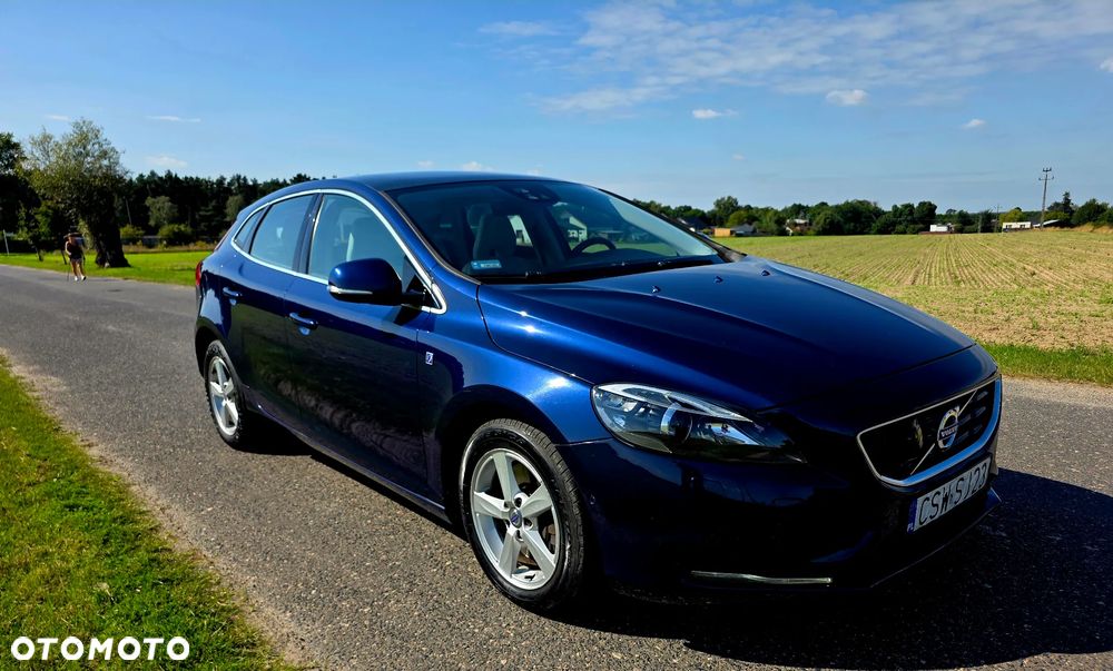 Volvo V40 D4 Drive-E Ocean Race - 10
