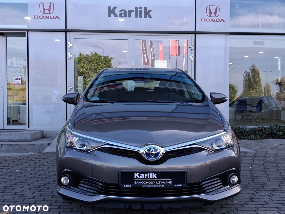 Toyota Auris Hybrid 135 Premium - 3