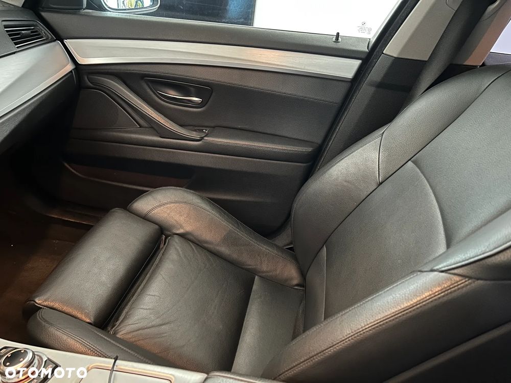 BMW Seria 5 520d - 6