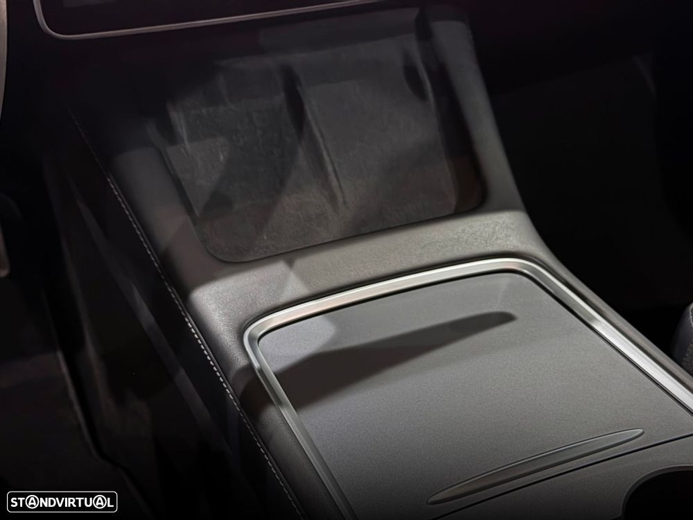 Tesla Model 3 Standard Range Plus RWD - 24