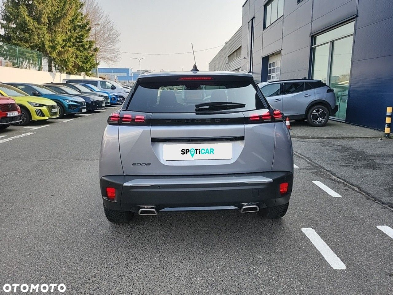 Peugeot 2008 1.2 PureTech Allure S&S EAT8 - 5