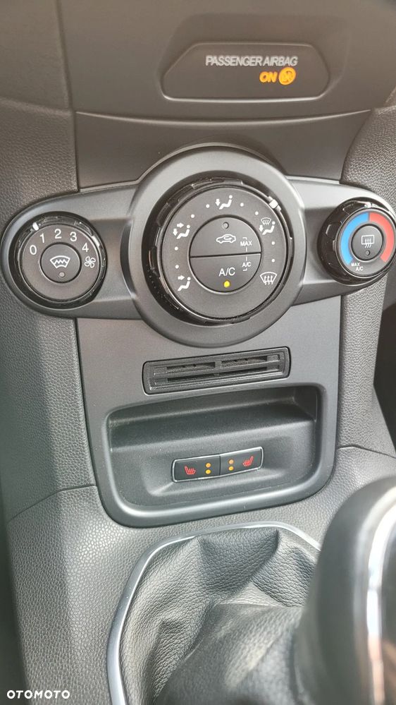 Ford Fiesta 1.25 Trend - 36