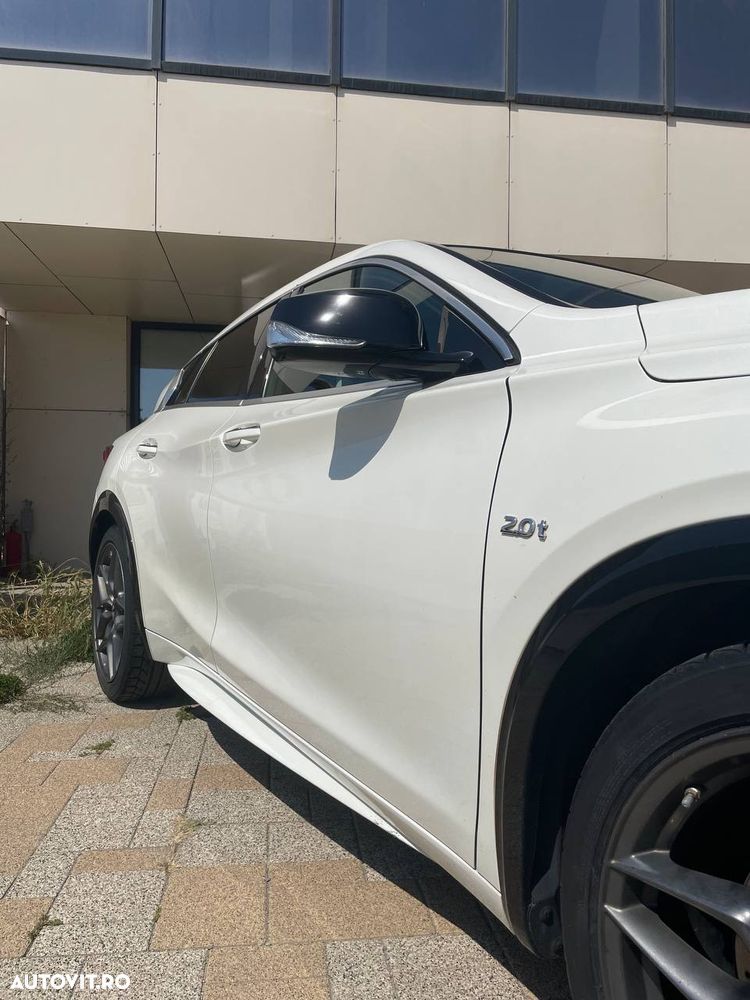 Infiniti QX30 2.0t DCT AWD Premium - 11