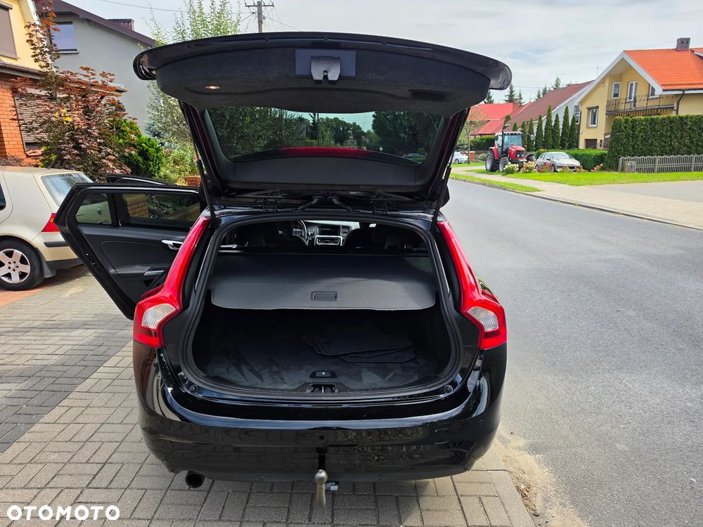Volvo V60 D3 Business Edition - 25