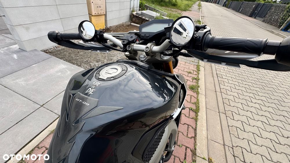 Yamaha MT - 7