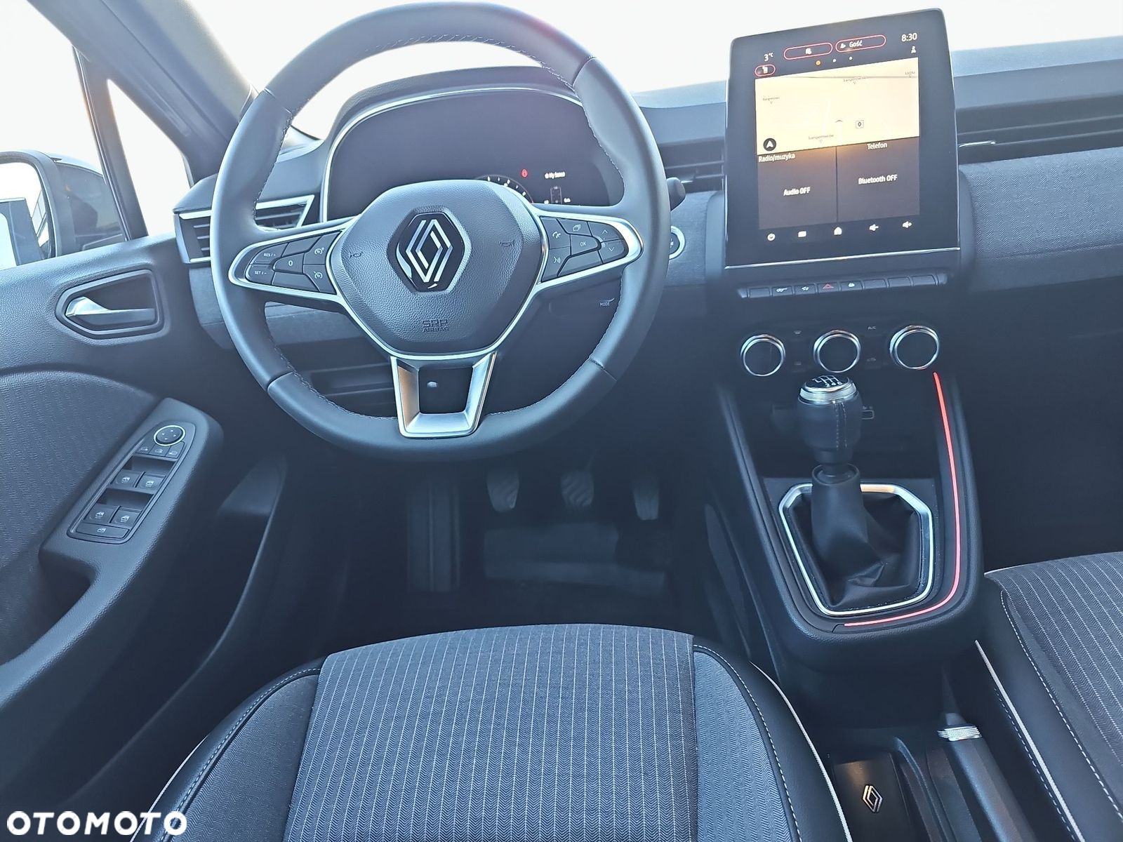 Renault Clio 1.0 TCe Techno - 11