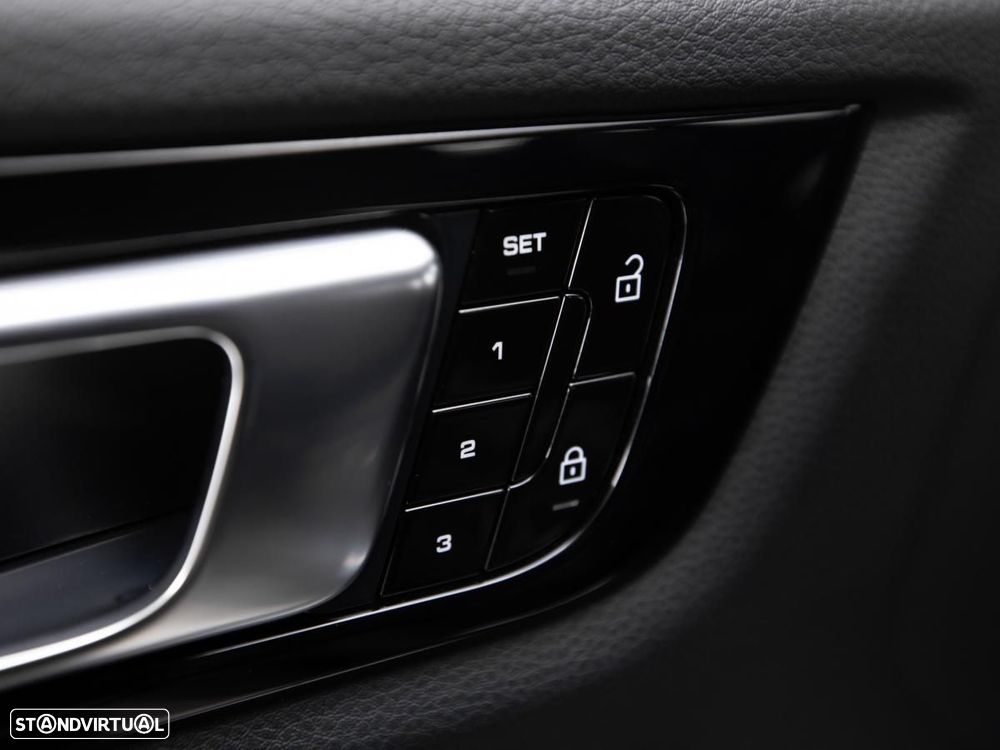 Porsche Cayenne Coupé E-Hybrid - 21