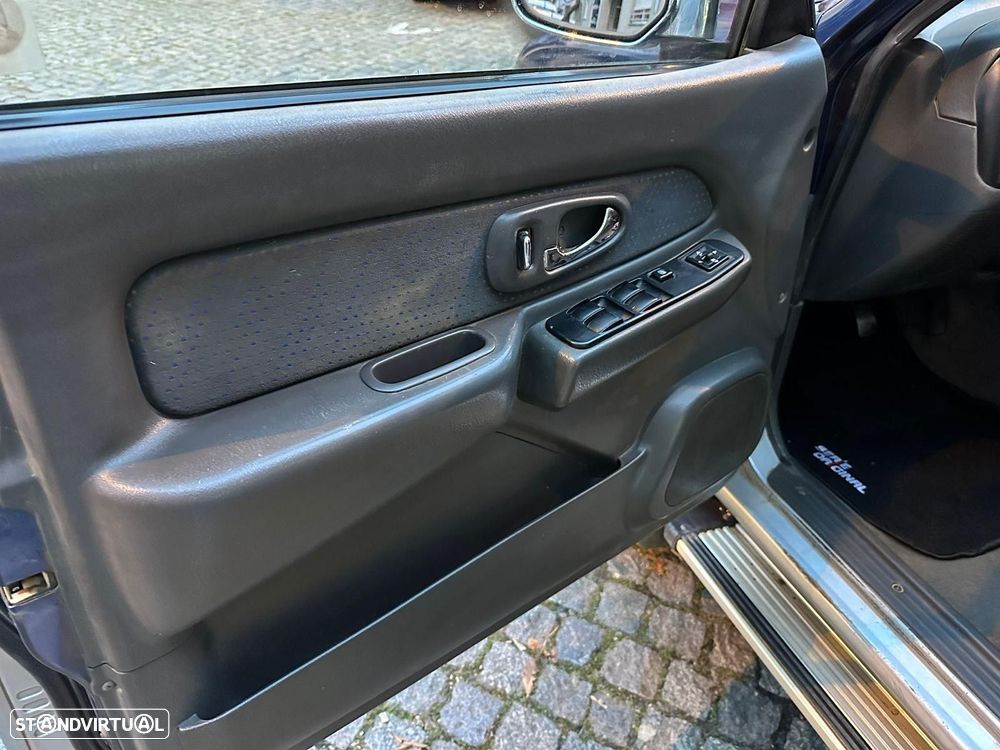 Mitsubishi L200 2.5 TD CD Strakar - 12