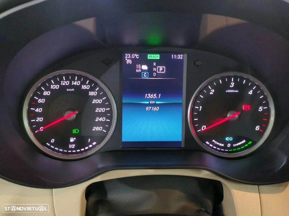 Mercedes-Benz GLC 300 de 4Matic - 6