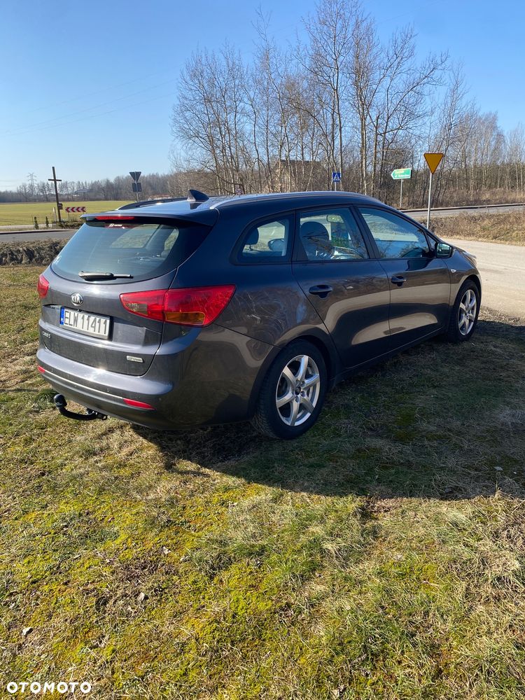 Kia Ceed 1.6 CRDi L - 5