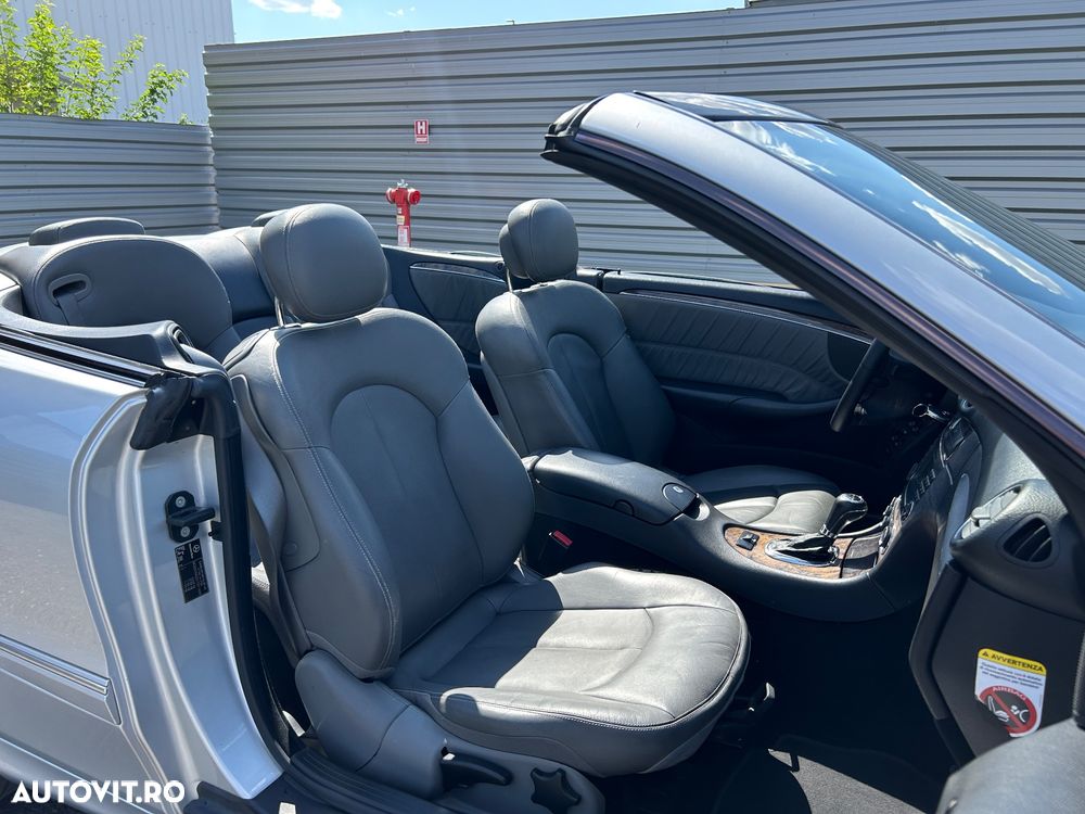 Mercedes-Benz CLK 320 CDI 7G-TRONIC Elegance DPF Cabriolet - 17