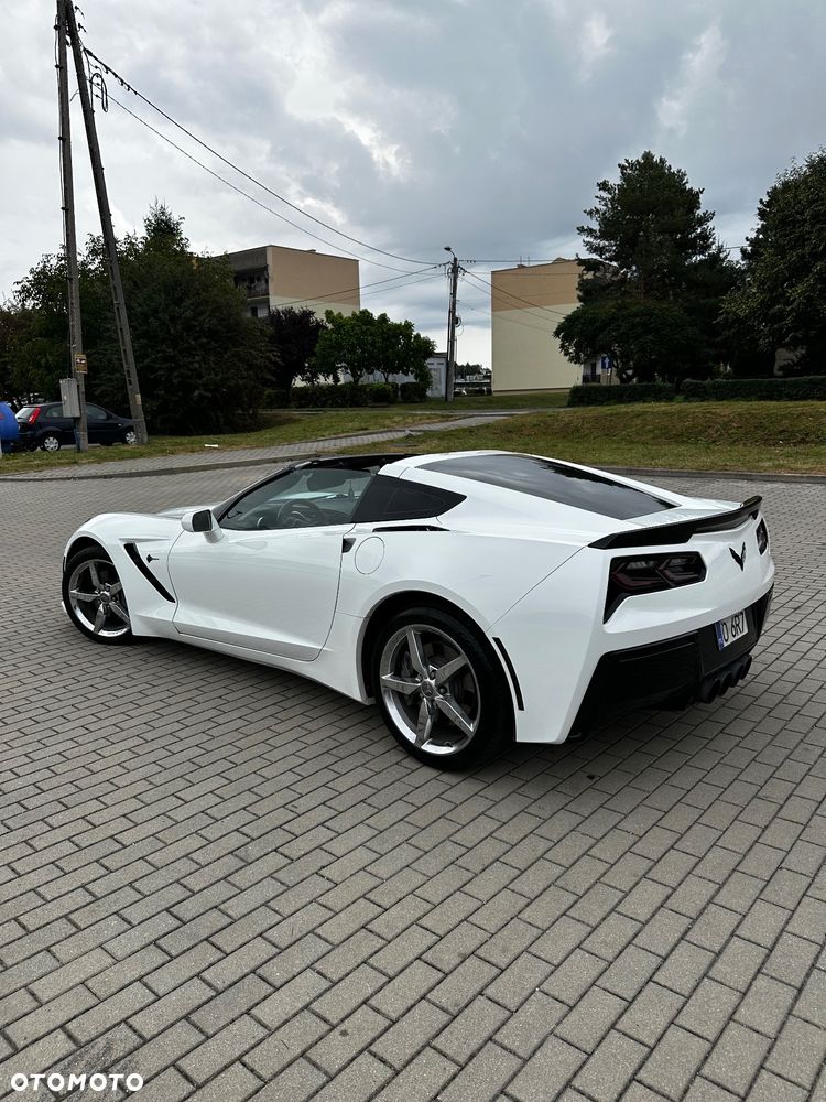 Chevrolet Corvette - 8