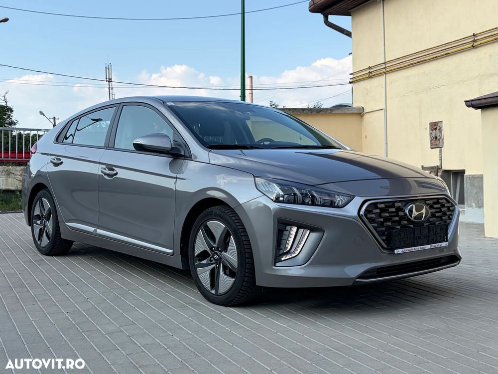 Hyundai IONIQ - 2